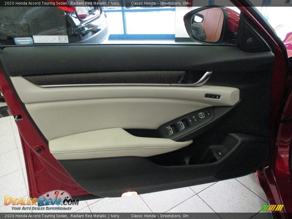 2020 Honda Accord Touring Sedan Radiant Red Metallic / Ivory Photo #25