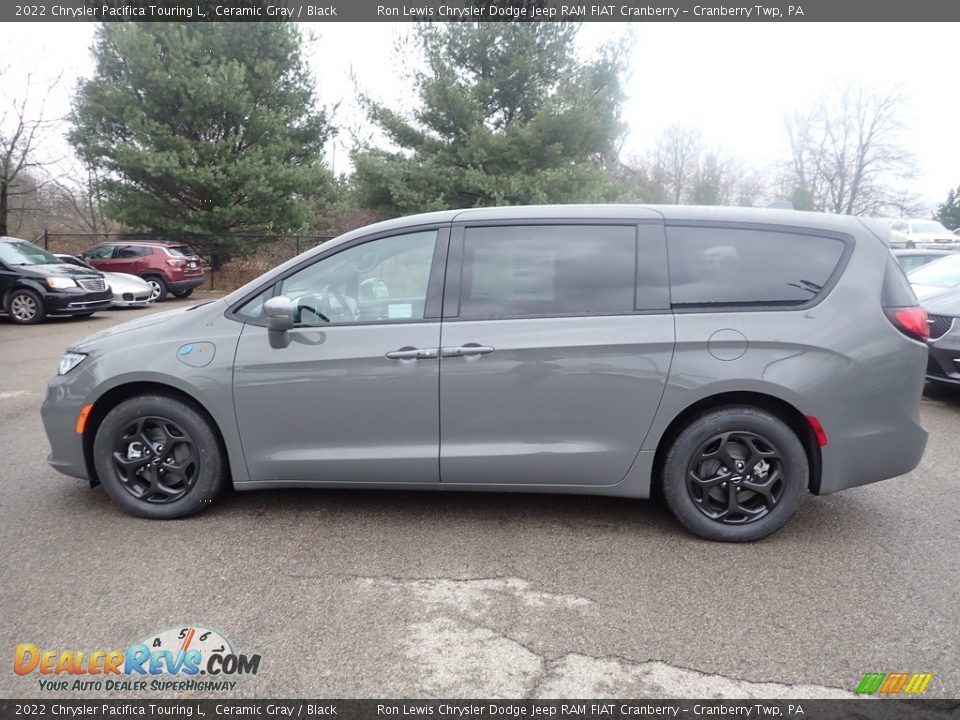 Ceramic Gray 2022 Chrysler Pacifica Touring L Photo #8