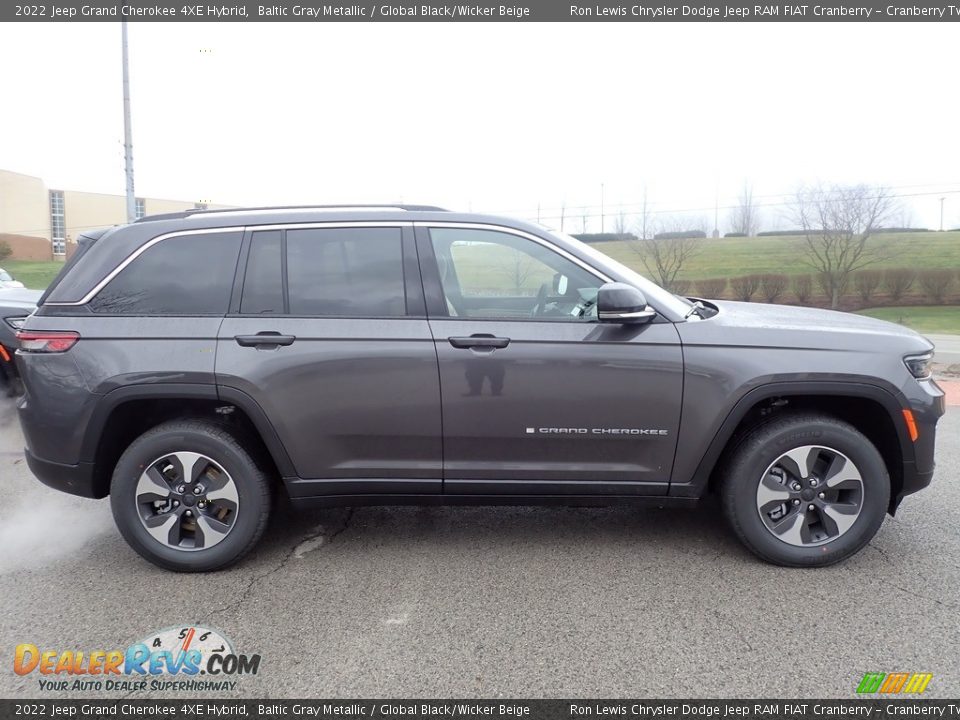 2022 Jeep Grand Cherokee 4XE Hybrid Baltic Gray Metallic / Global Black/Wicker Beige Photo #5