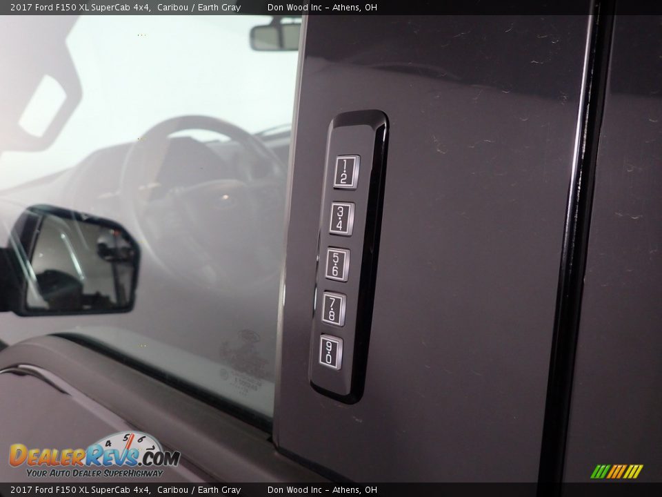 2017 Ford F150 XL SuperCab 4x4 Caribou / Earth Gray Photo #18