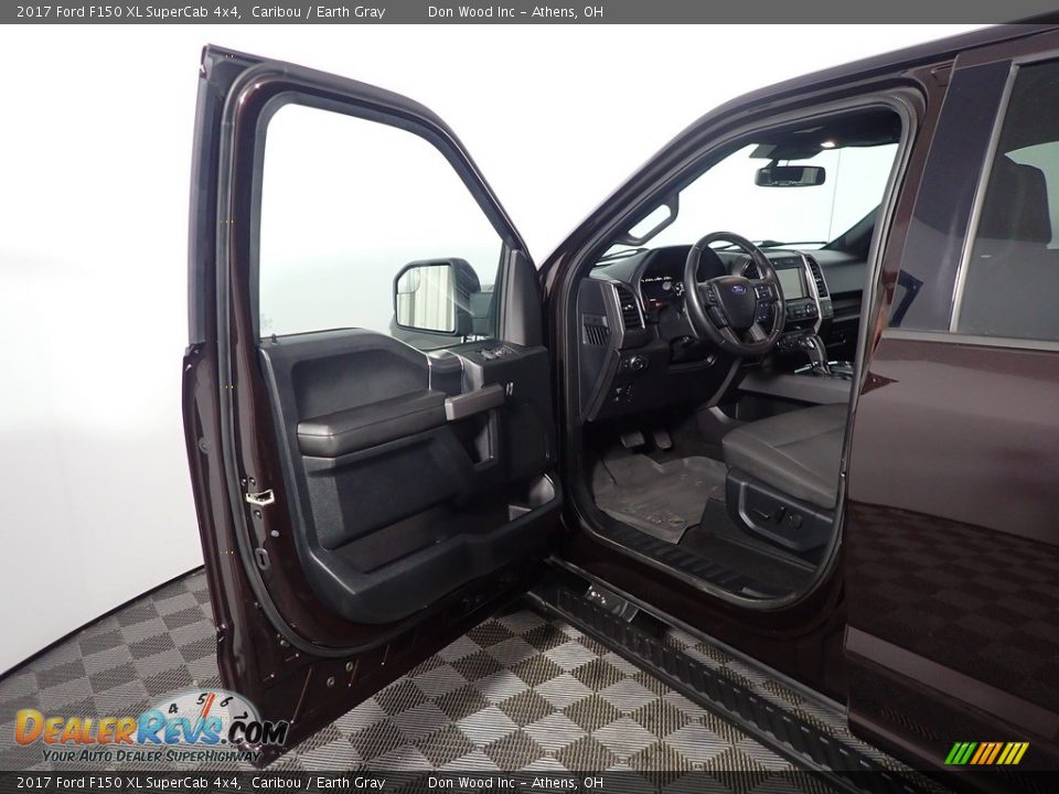 2017 Ford F150 XL SuperCab 4x4 Caribou / Earth Gray Photo #19