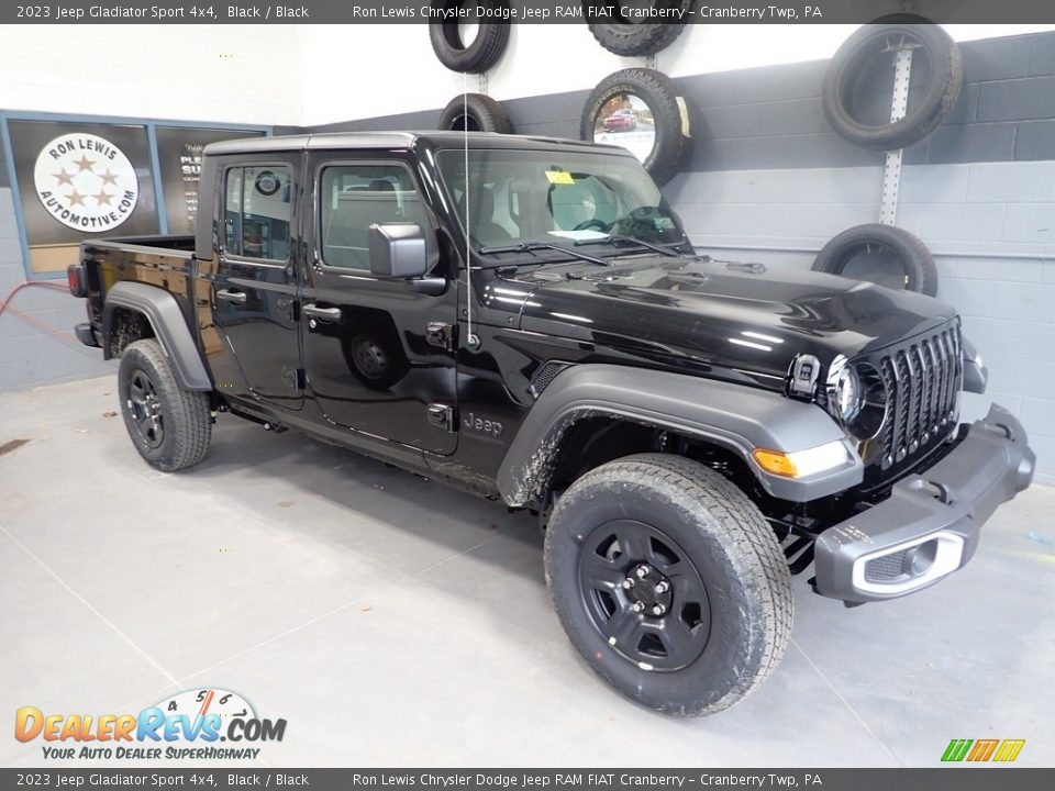 2023 Jeep Gladiator Sport 4x4 Black / Black Photo #3