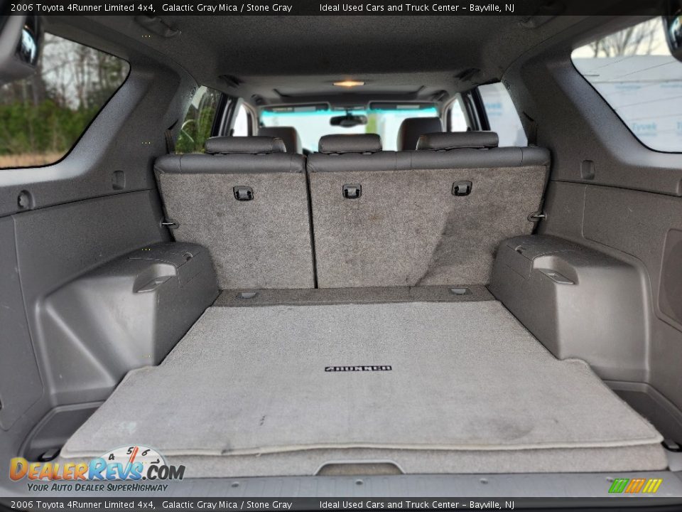 2006 Toyota 4Runner Limited 4x4 Trunk Photo #21