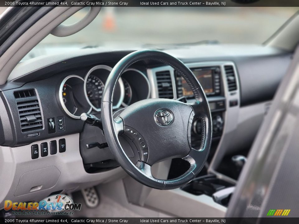 2006 Toyota 4Runner Limited 4x4 Steering Wheel Photo #26