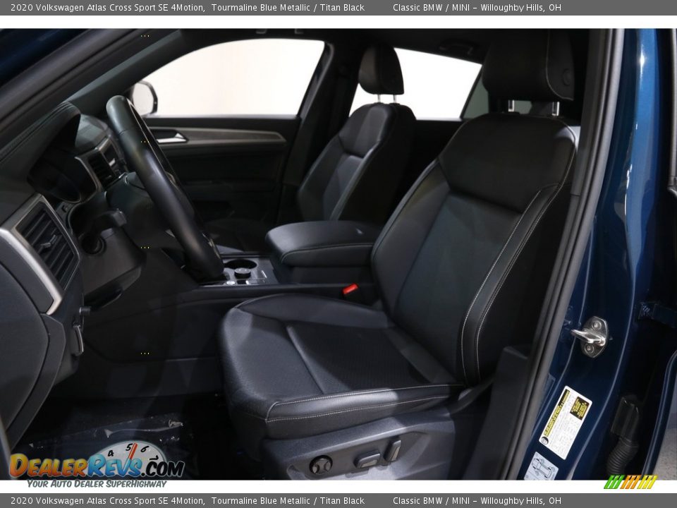 Front Seat of 2020 Volkswagen Atlas Cross Sport SE 4Motion Photo #5