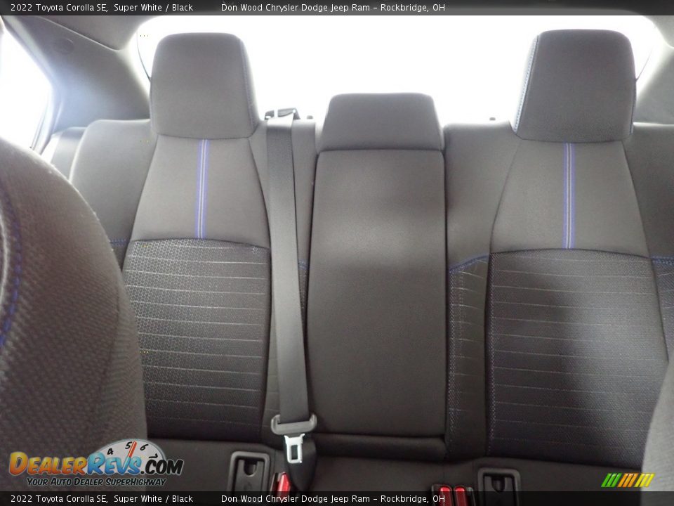 2022 Toyota Corolla SE Super White / Black Photo #20