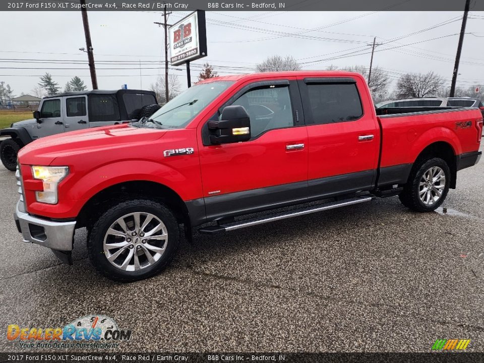 2017 Ford F150 XLT SuperCrew 4x4 Race Red / Earth Gray Photo #33