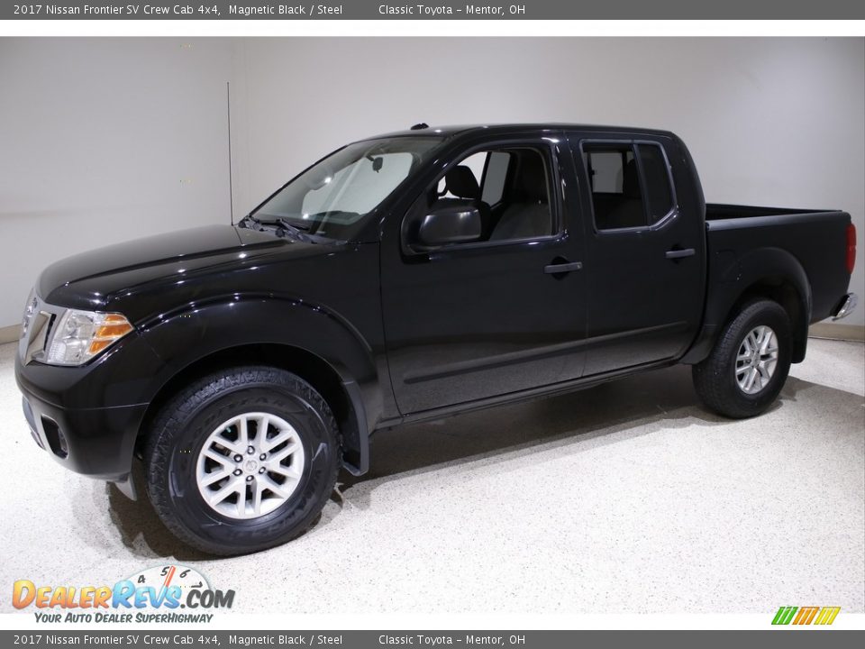 2017 Nissan Frontier SV Crew Cab 4x4 Magnetic Black / Steel Photo #3