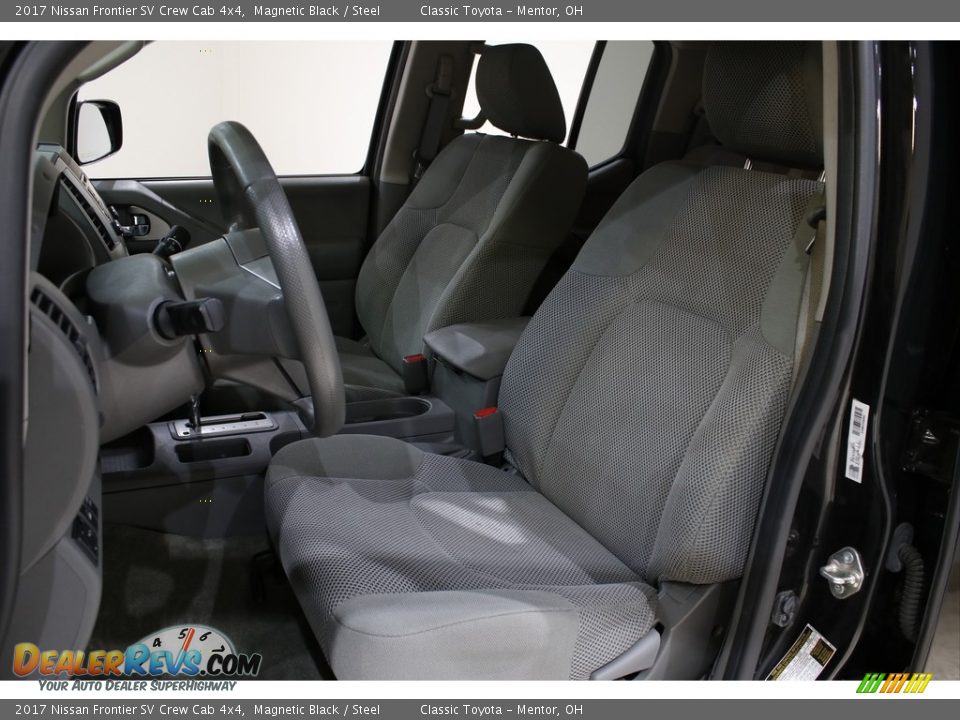 2017 Nissan Frontier SV Crew Cab 4x4 Magnetic Black / Steel Photo #5
