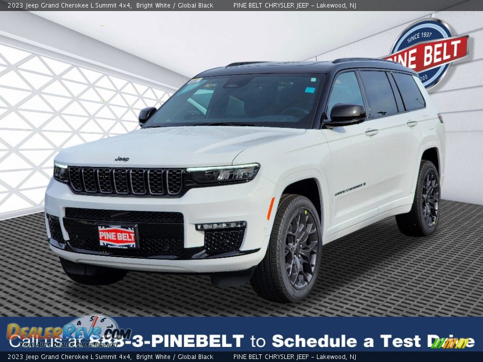 2023 Jeep Grand Cherokee L Summit 4x4 Bright White / Global Black Photo #1