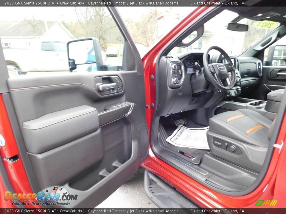 2023 GMC Sierra 2500HD AT4 Crew Cab 4x4 Cayenne Red Tintcoat / Jet Black w/Kalahari Accents Photo #18