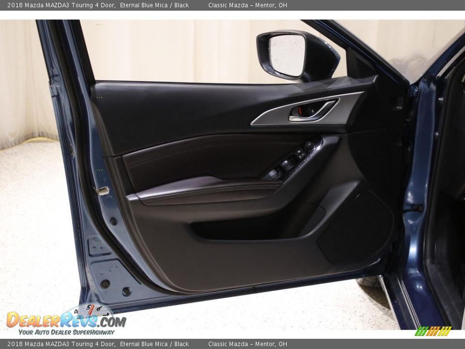 2018 Mazda MAZDA3 Touring 4 Door Eternal Blue Mica / Black Photo #4