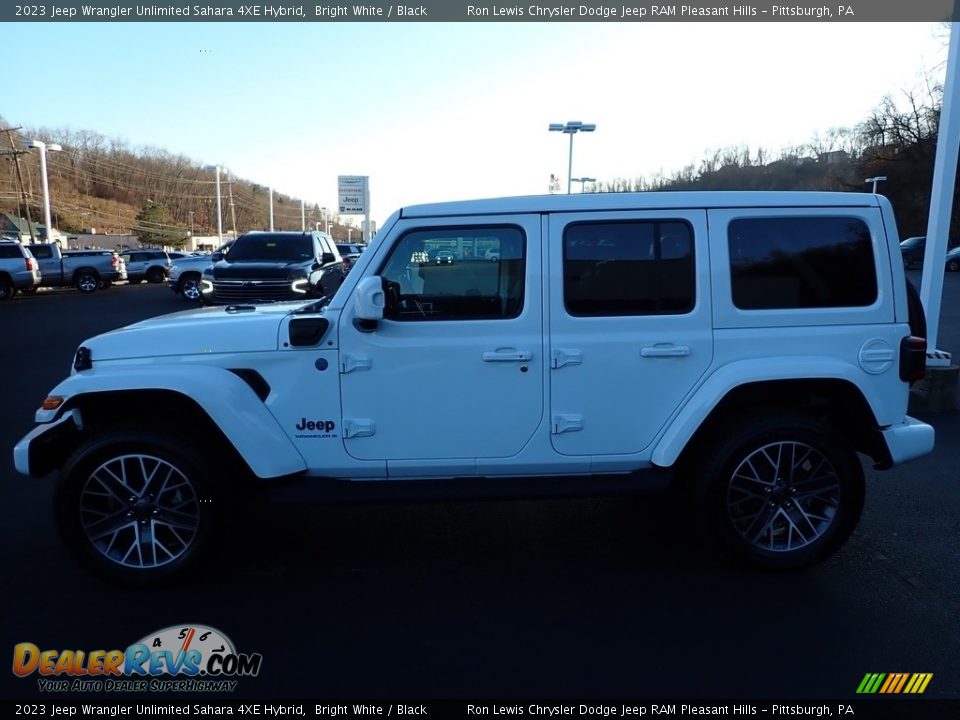2023 Jeep Wrangler Unlimited Sahara 4XE Hybrid Bright White / Black Photo #2