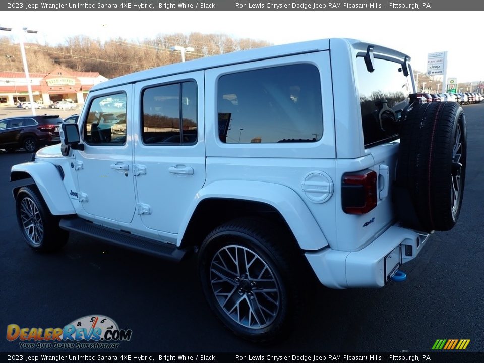 2023 Jeep Wrangler Unlimited Sahara 4XE Hybrid Bright White / Black Photo #3