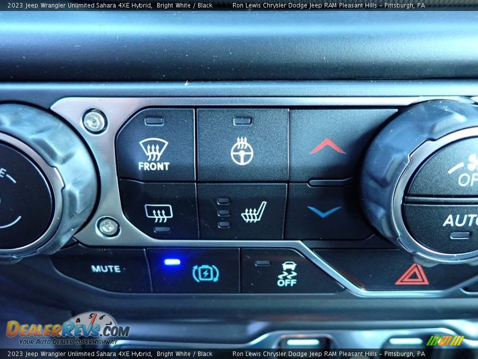 2023 Jeep Wrangler Unlimited Sahara 4XE Hybrid Bright White / Black Photo #16