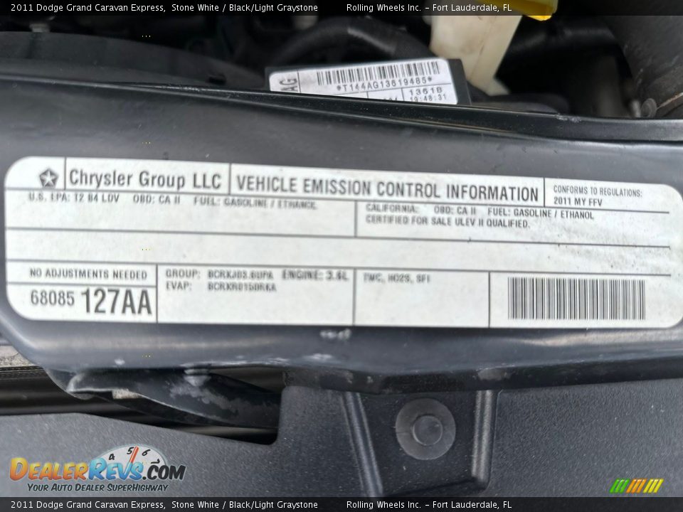 2011 Dodge Grand Caravan Express Stone White / Black/Light Graystone Photo #5