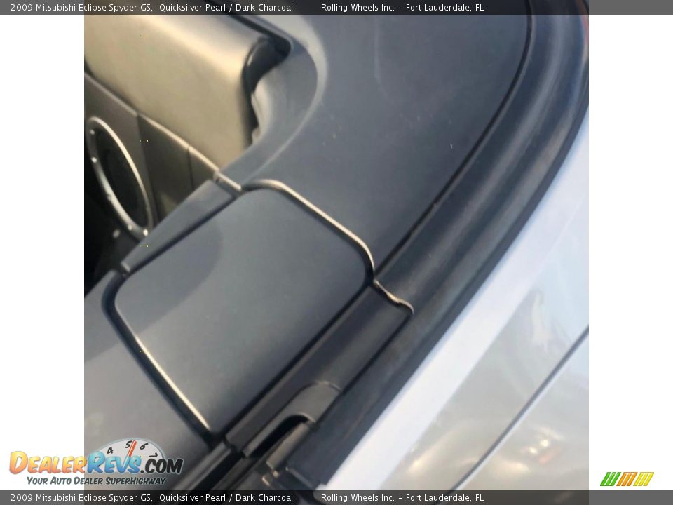 2009 Mitsubishi Eclipse Spyder GS Quicksilver Pearl / Dark Charcoal Photo #11