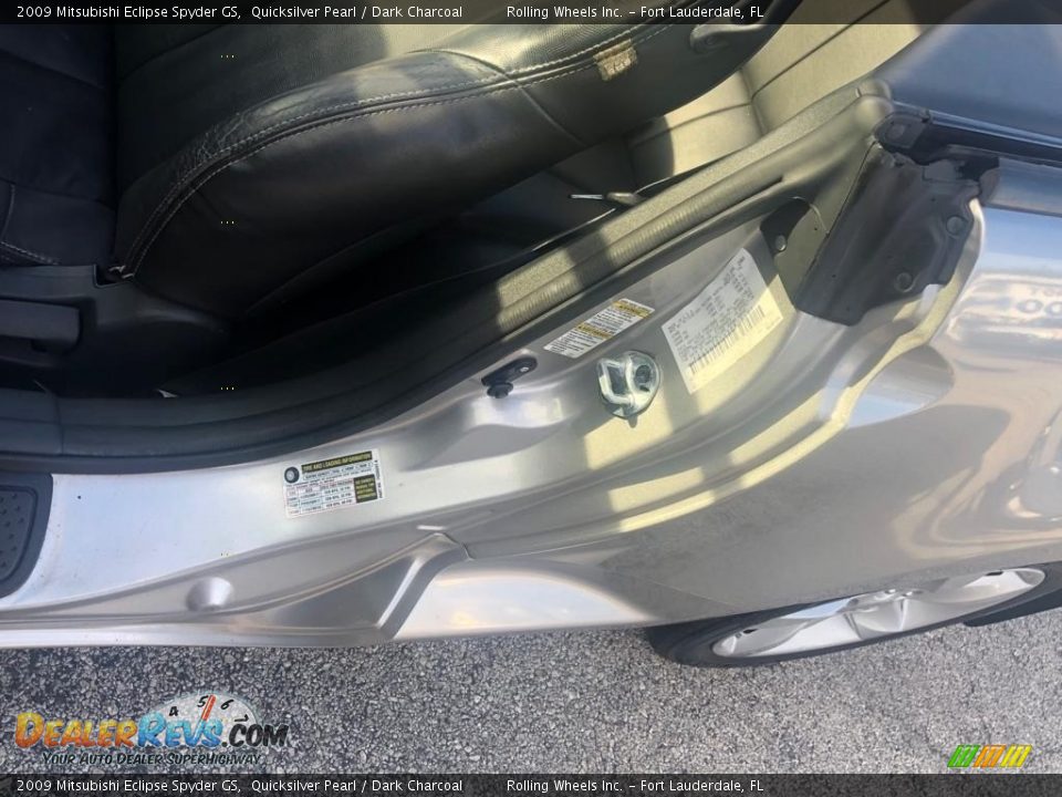 2009 Mitsubishi Eclipse Spyder GS Quicksilver Pearl / Dark Charcoal Photo #13