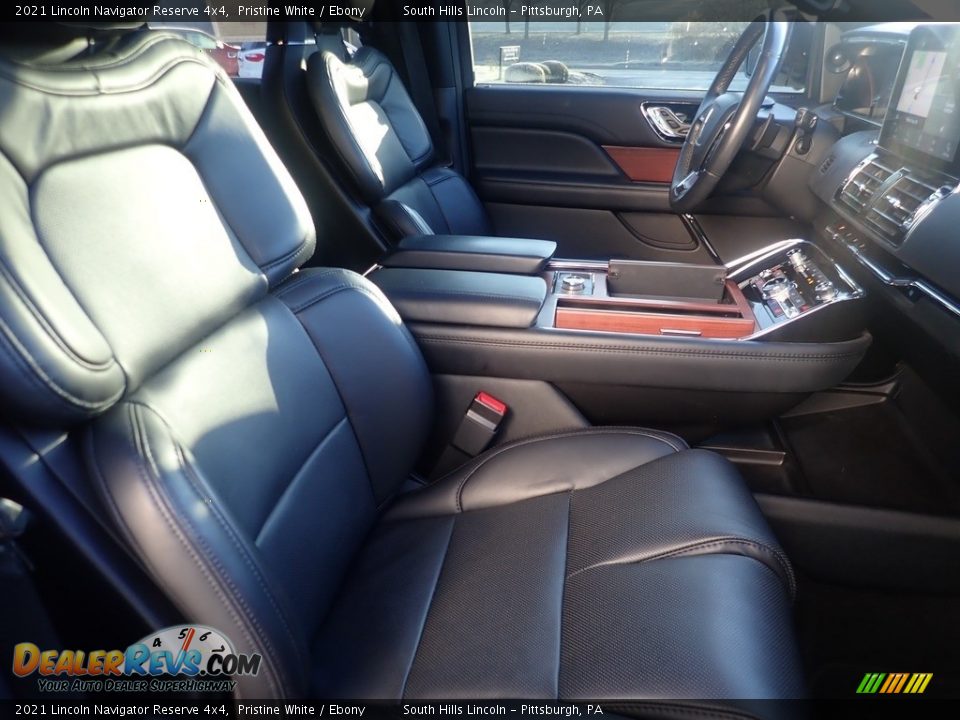 Front Seat of 2021 Lincoln Navigator Reserve 4x4 Photo #11