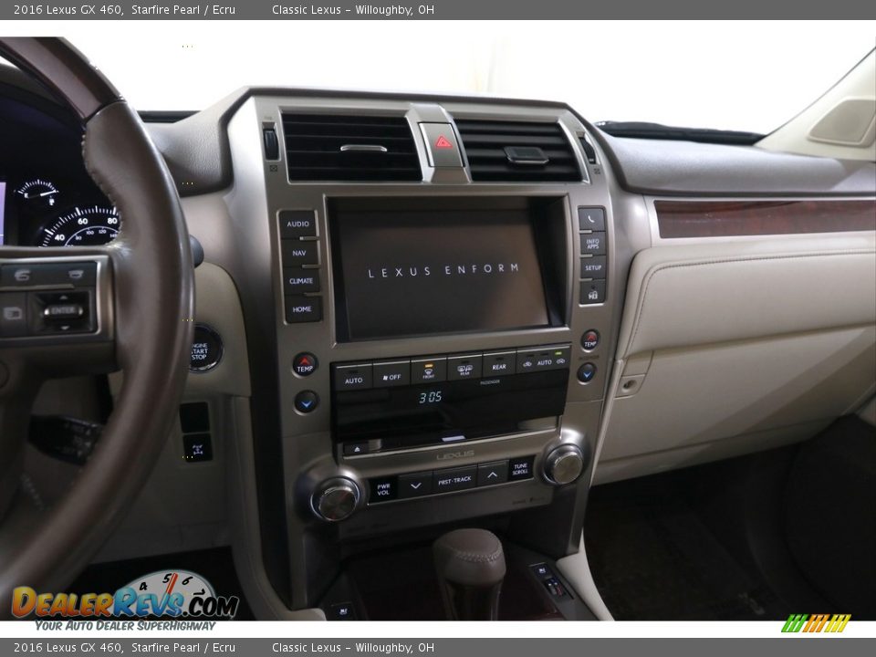 Controls of 2016 Lexus GX 460 Photo #10