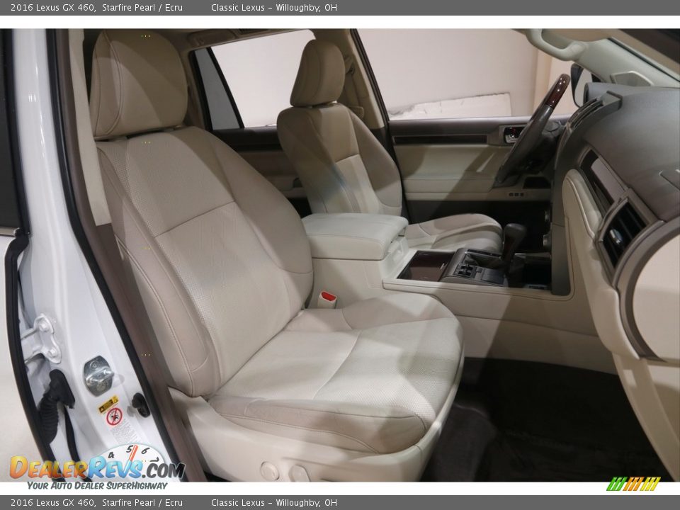 Front Seat of 2016 Lexus GX 460 Photo #20