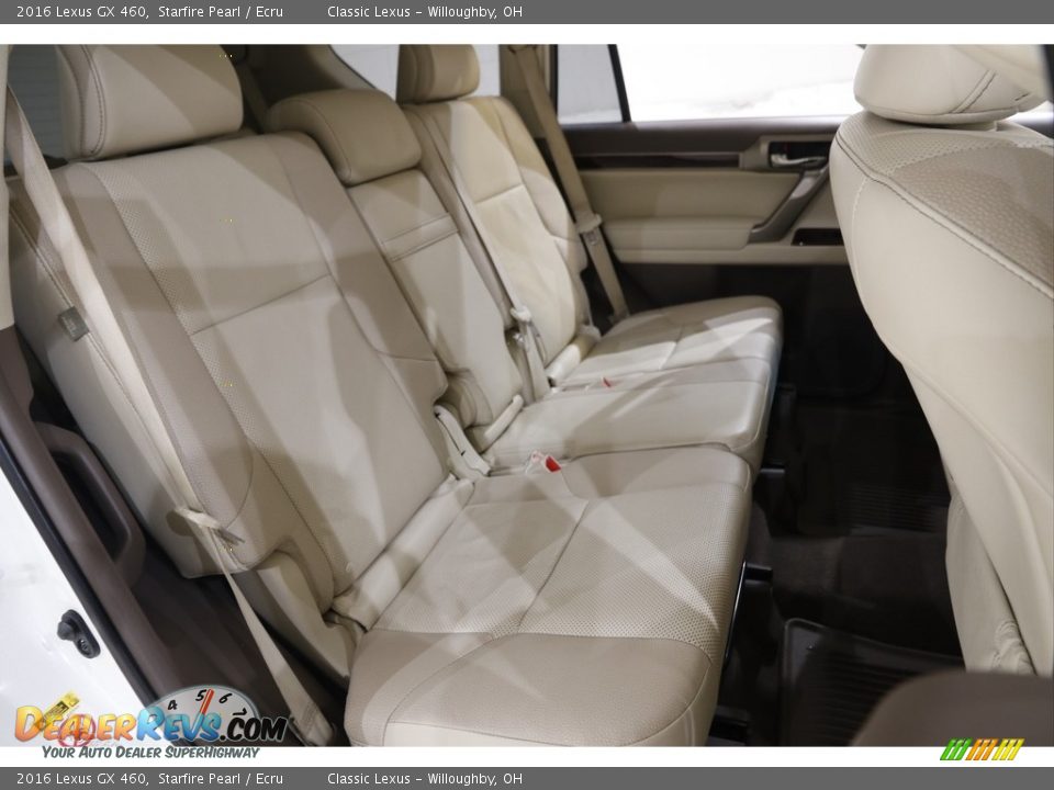 Rear Seat of 2016 Lexus GX 460 Photo #21