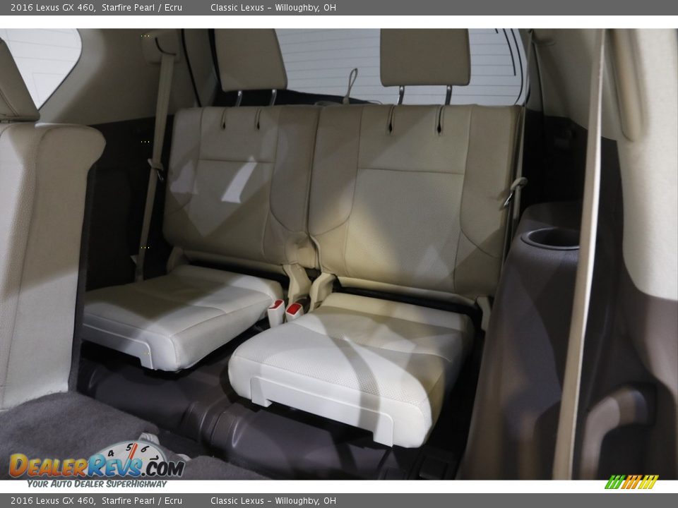 Rear Seat of 2016 Lexus GX 460 Photo #23