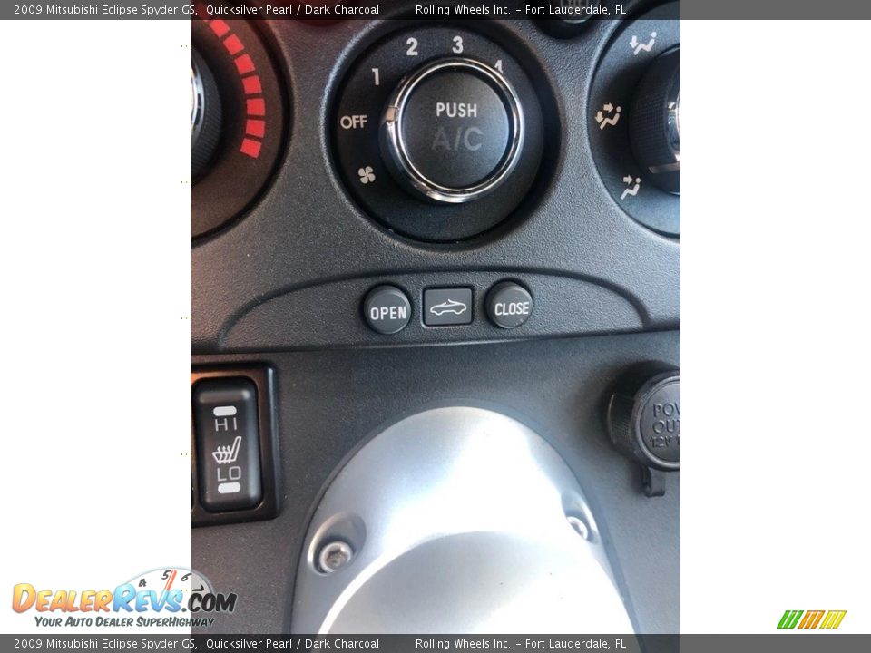2009 Mitsubishi Eclipse Spyder GS Quicksilver Pearl / Dark Charcoal Photo #15