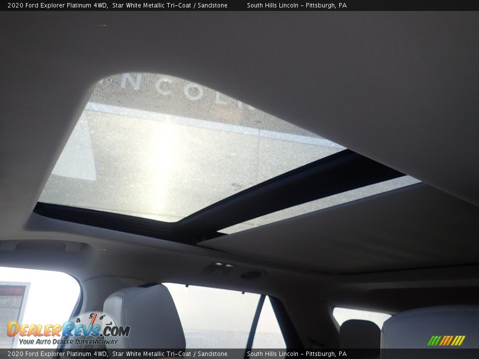 Sunroof of 2020 Ford Explorer Platinum 4WD Photo #20