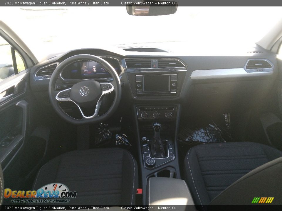 2023 Volkswagen Tiguan S 4Motion Pure White / Titan Black Photo #3