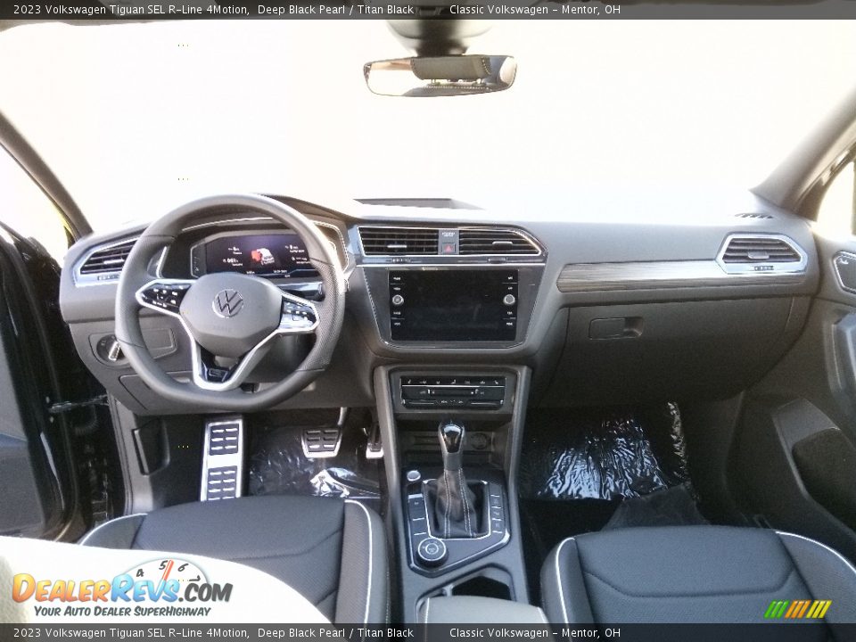 Titan Black Interior - 2023 Volkswagen Tiguan SEL R-Line 4Motion Photo #3