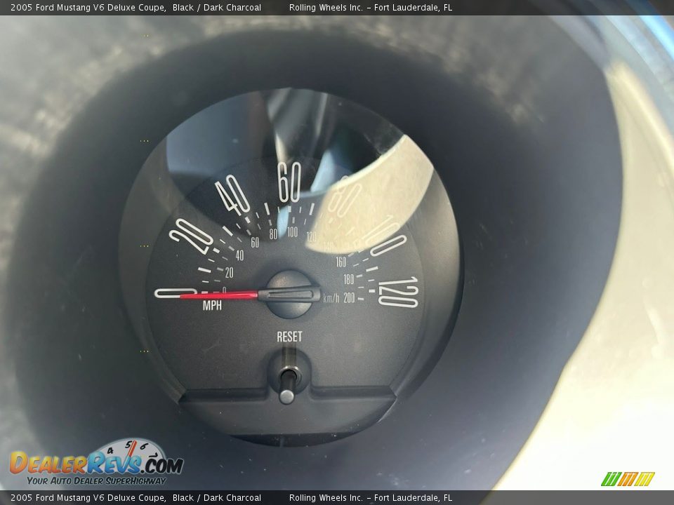 2005 Ford Mustang V6 Deluxe Coupe Black / Dark Charcoal Photo #21