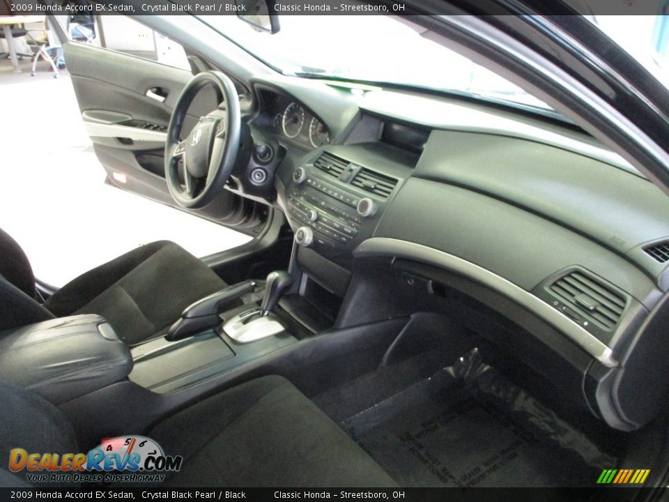 2009 Honda Accord EX Sedan Crystal Black Pearl / Black Photo #15