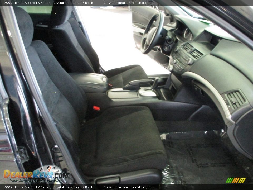 2009 Honda Accord EX Sedan Crystal Black Pearl / Black Photo #16