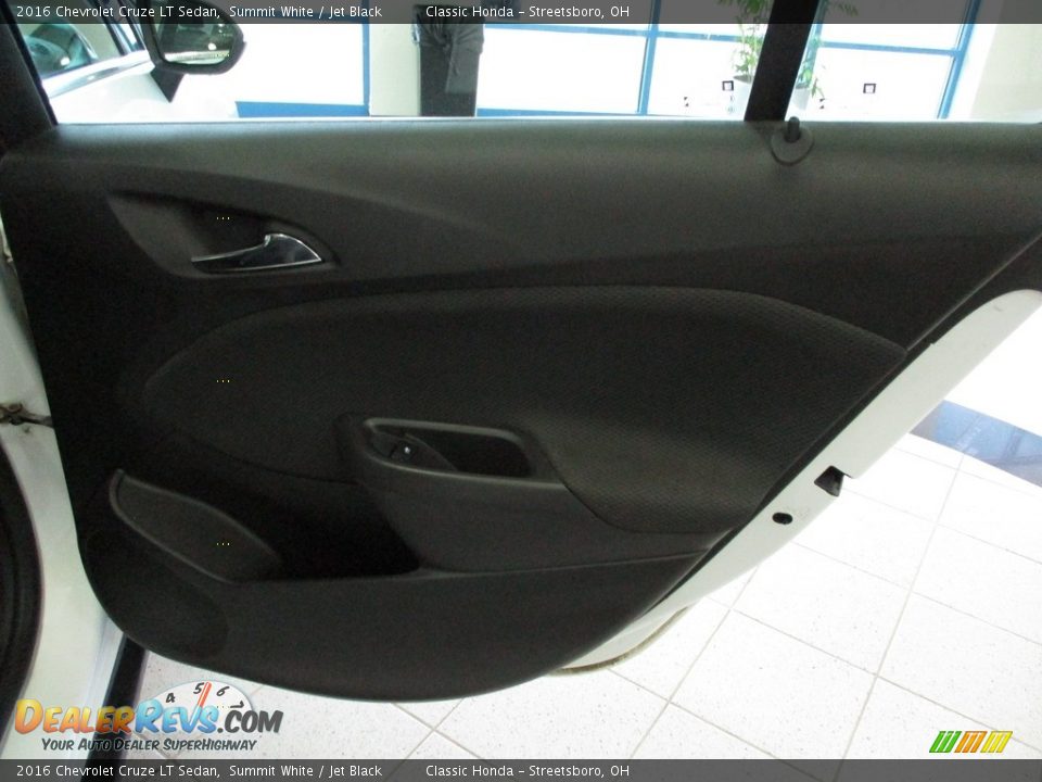 2016 Chevrolet Cruze LT Sedan Summit White / Jet Black Photo #17