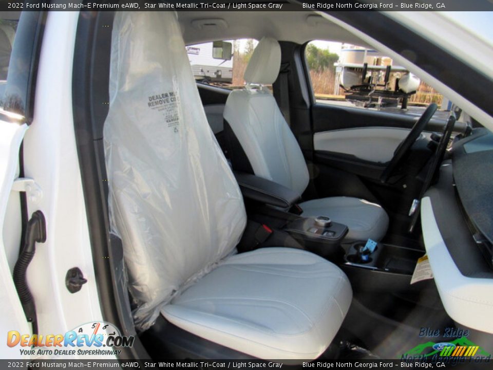 2022 Ford Mustang Mach-E Premium eAWD Star White Metallic Tri-Coat / Light Space Gray Photo #12