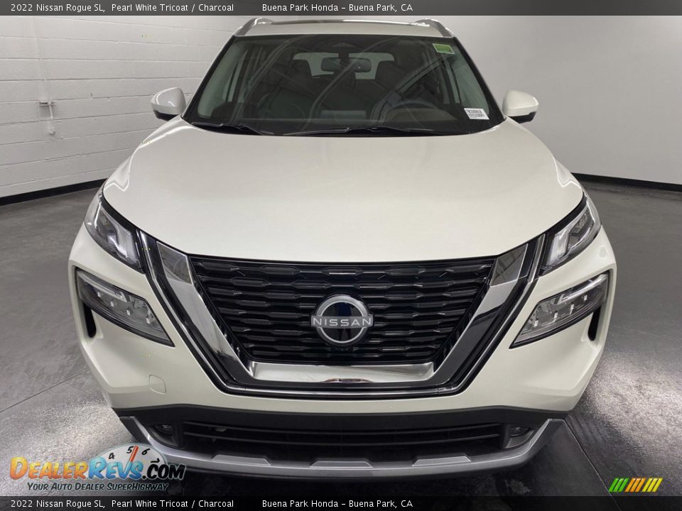 2022 Nissan Rogue SL Pearl White Tricoat / Charcoal Photo #2
