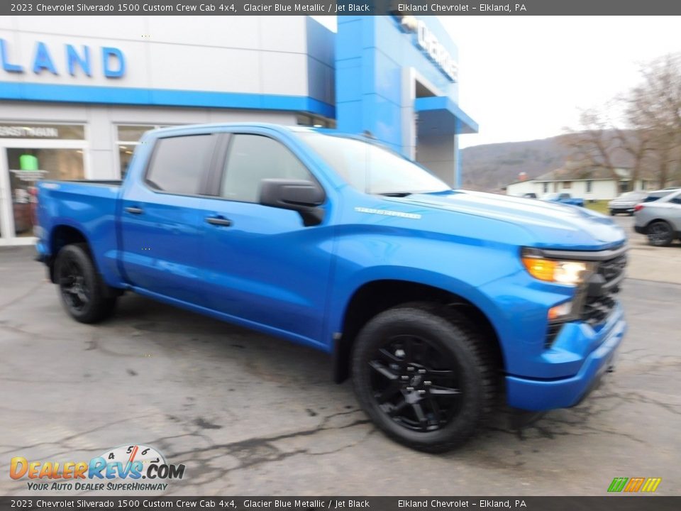 2023 Chevrolet Silverado 1500 Custom Crew Cab 4x4 Glacier Blue Metallic / Jet Black Photo #6