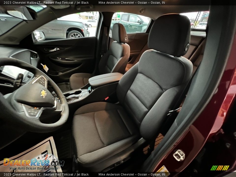 Front Seat of 2023 Chevrolet Malibu LT Photo #15