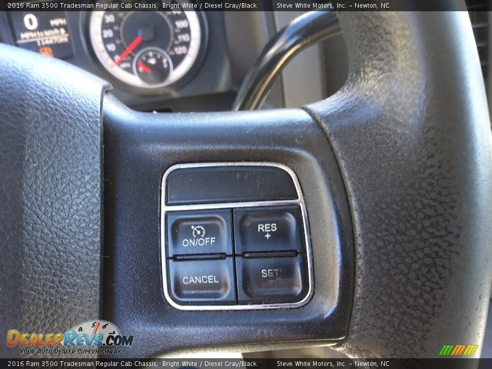 2016 Ram 3500 Tradesman Regular Cab Chassis Steering Wheel Photo #20