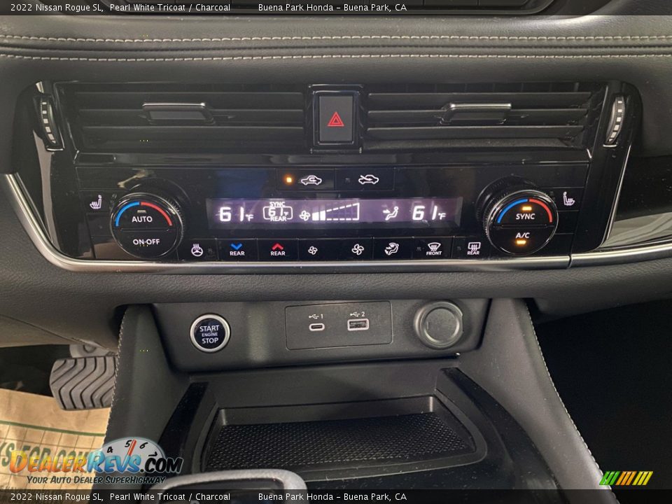 Controls of 2022 Nissan Rogue SL Photo #25