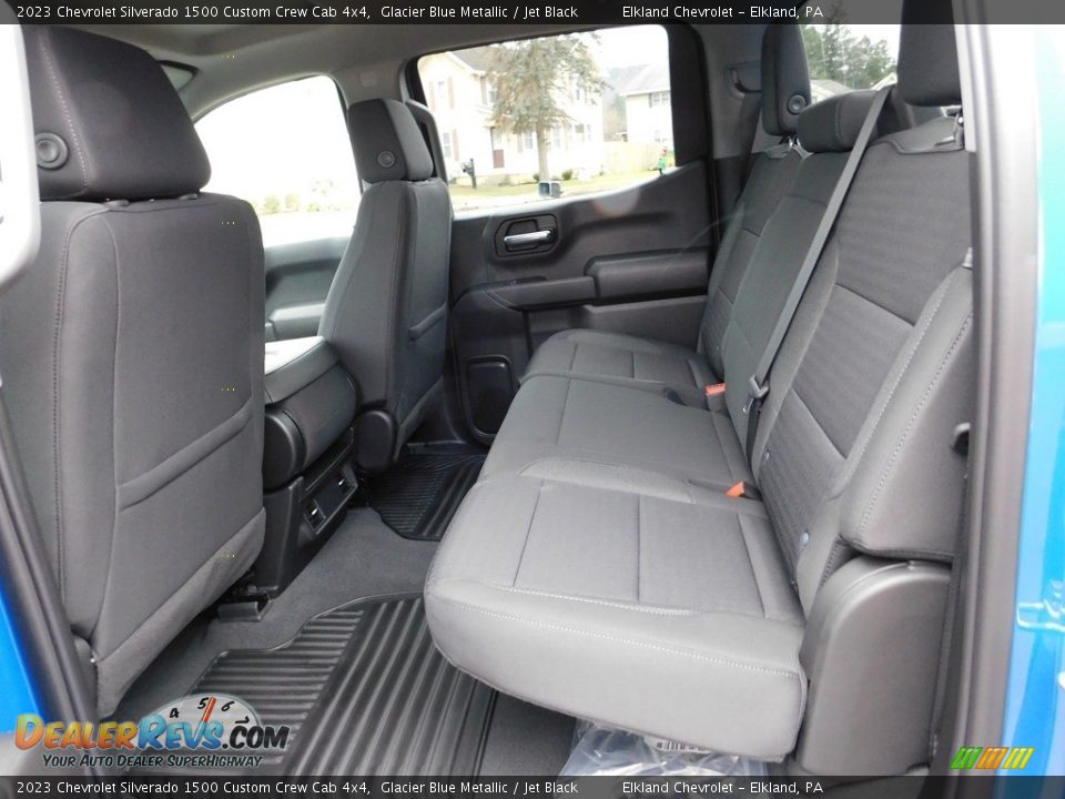 2023 Chevrolet Silverado 1500 Custom Crew Cab 4x4 Glacier Blue Metallic / Jet Black Photo #36