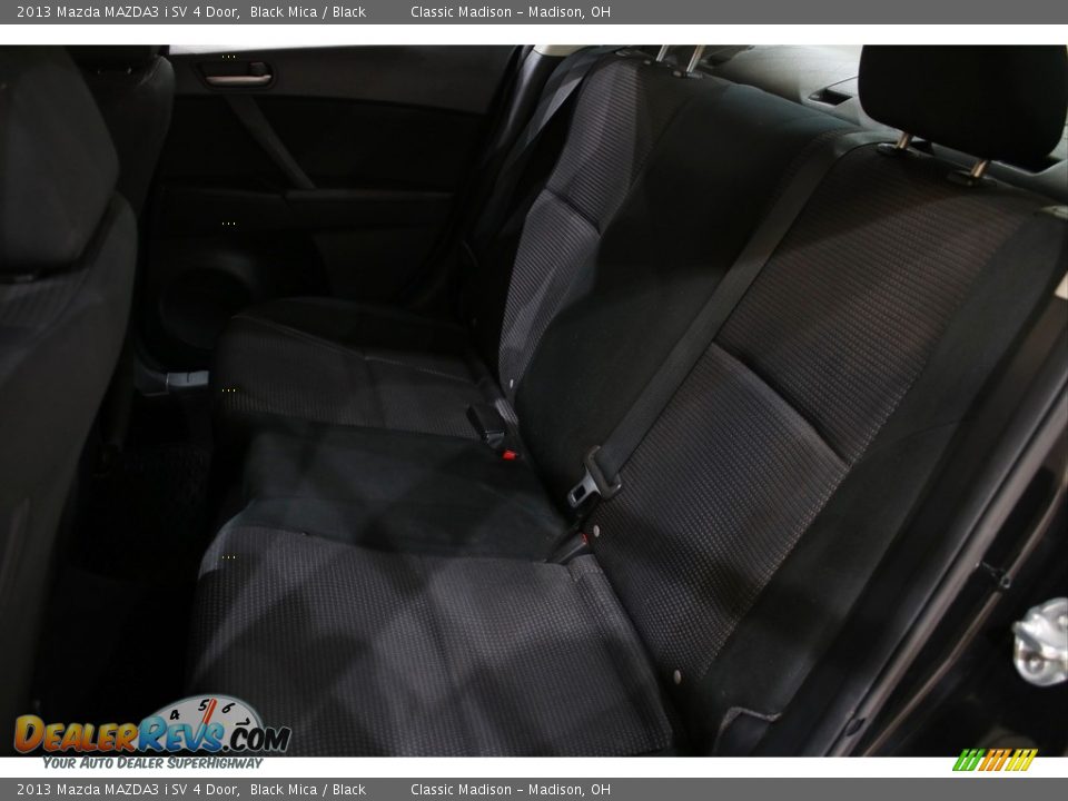 2013 Mazda MAZDA3 i SV 4 Door Black Mica / Black Photo #17
