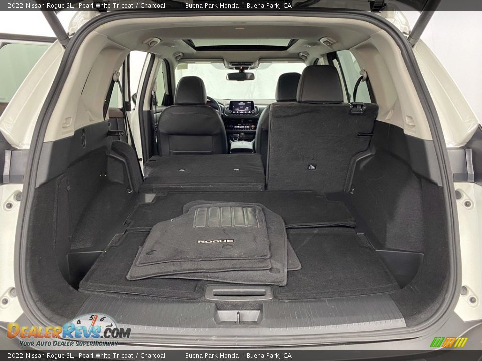 2022 Nissan Rogue SL Trunk Photo #32