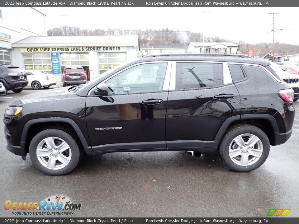 Diamond Black Crystal Pearl 2022 Jeep Compass Latitude 4x4 Photo #2