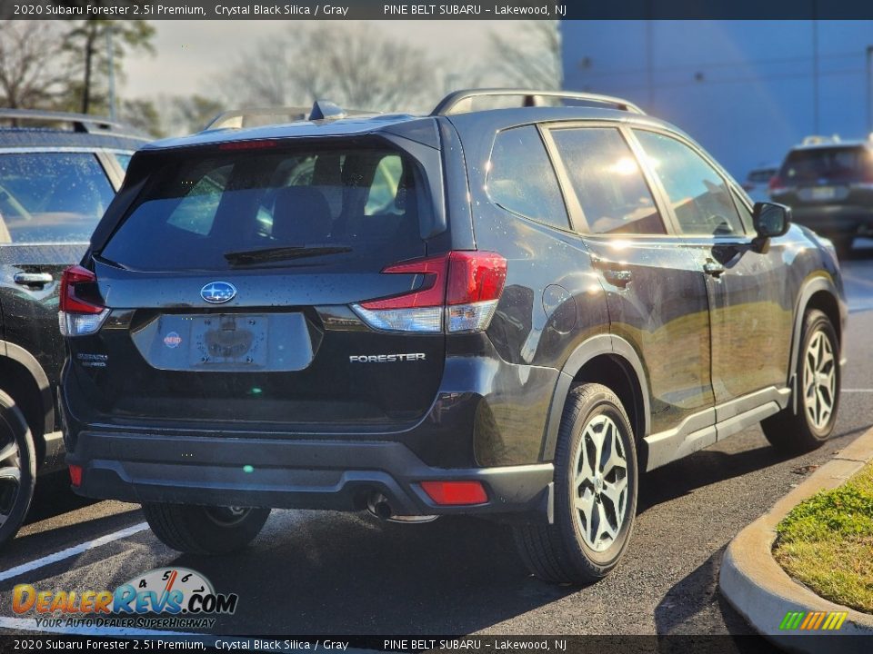 2020 Subaru Forester 2.5i Premium Crystal Black Silica / Gray Photo #7