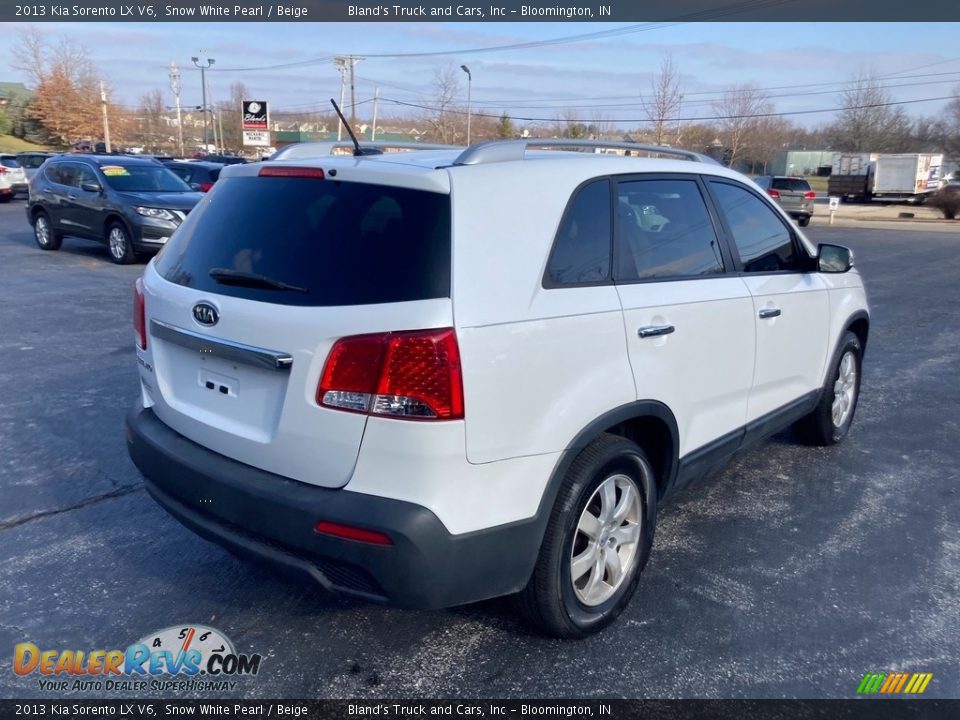 2013 Kia Sorento LX V6 Snow White Pearl / Beige Photo #7