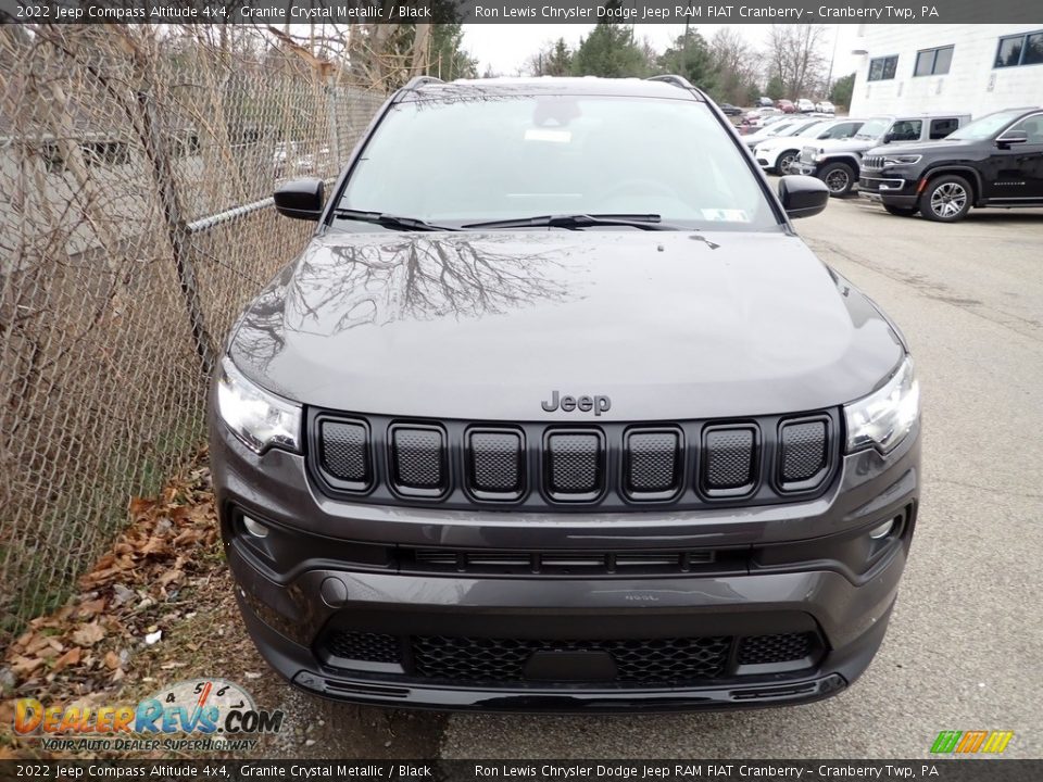 2022 Jeep Compass Altitude 4x4 Granite Crystal Metallic / Black Photo #2