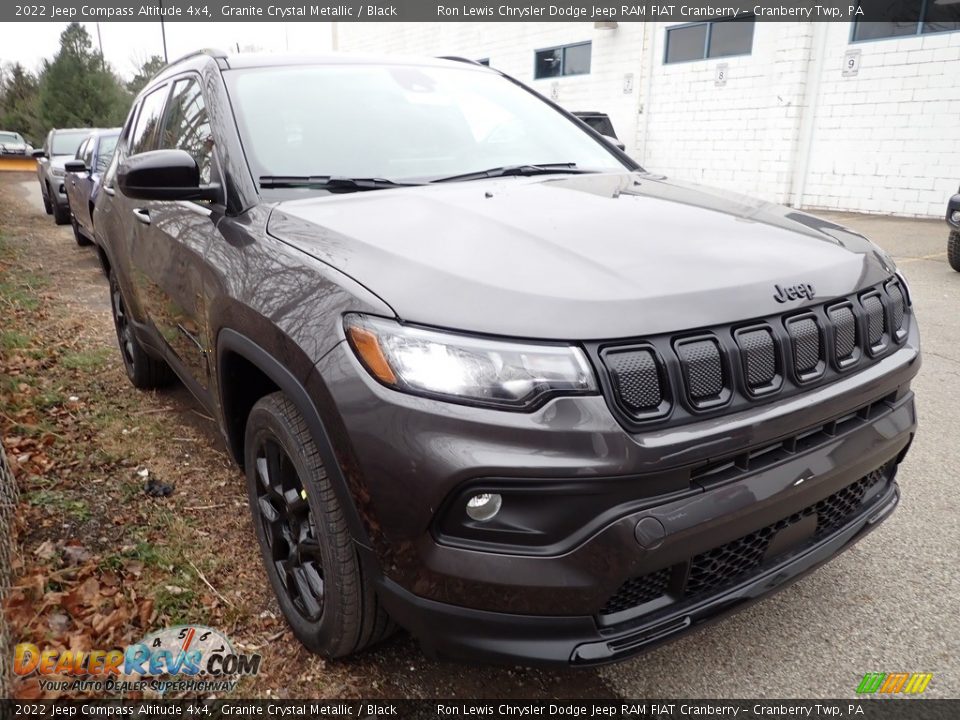 2022 Jeep Compass Altitude 4x4 Granite Crystal Metallic / Black Photo #4