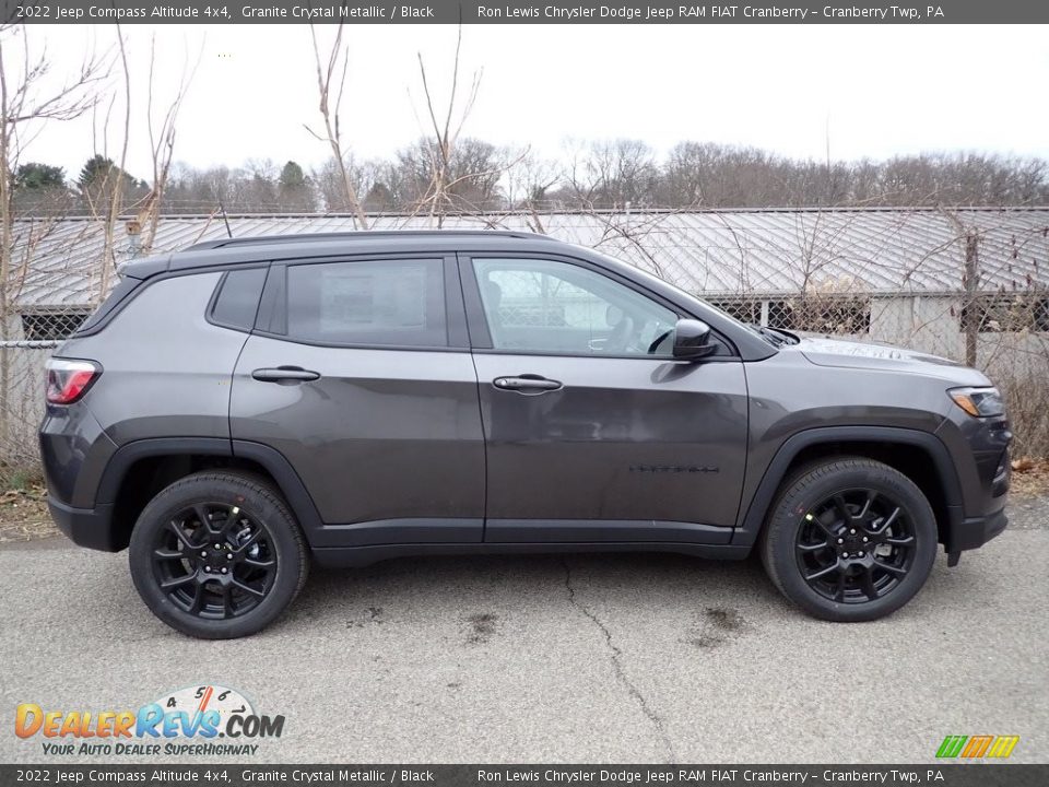 2022 Jeep Compass Altitude 4x4 Granite Crystal Metallic / Black Photo #5